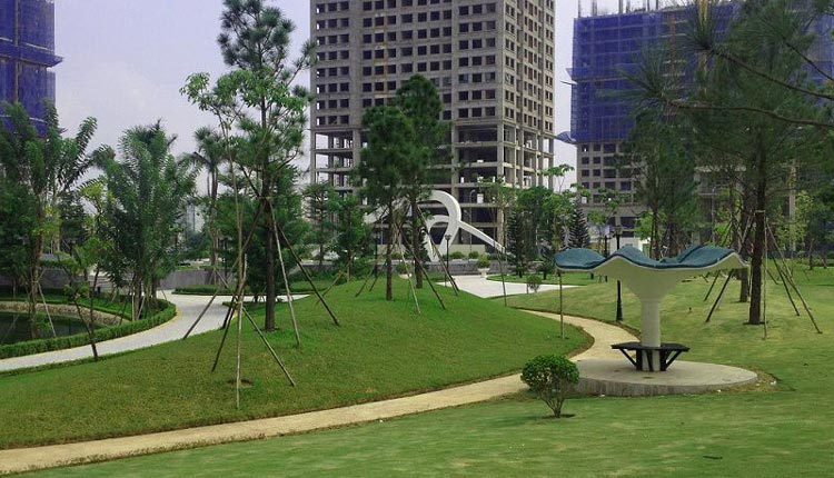 Các tòa chung cư đang xây dựng trong khu Ngoại giao đoàn Các tòa chung cư đang xây dựng trong khu Ngoại giao đoàn