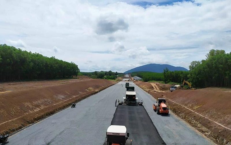 Cao tốc Dầu Giây - Phan Thiết vẫn đúng tiến độ trong mùa dịch