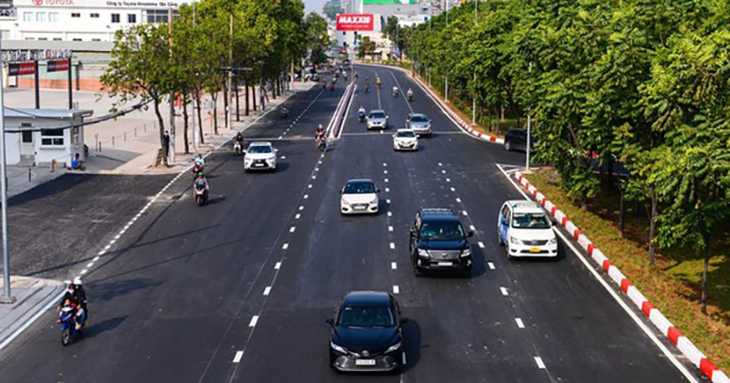 Đường Nguyễn Hữu Cảnh