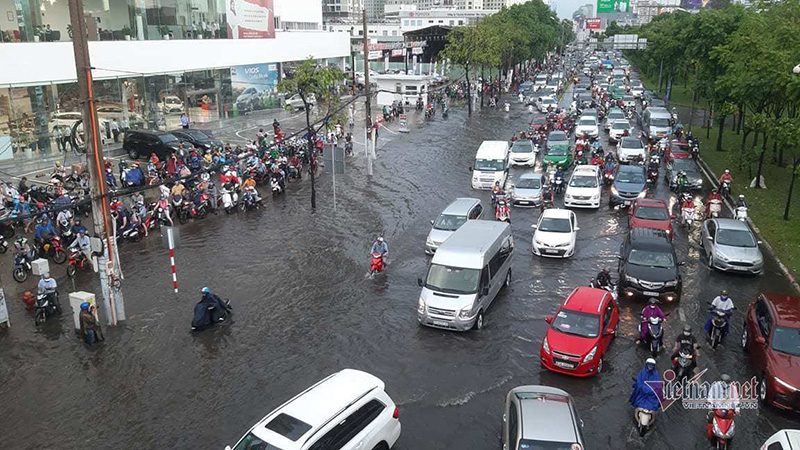Đường Nguyễn Hữu Cảnh chính thức thông xe sau 18 tháng thi công