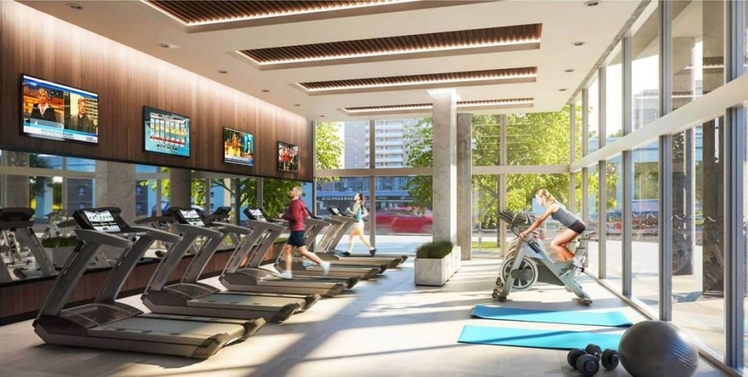 Phòng tập gym bố trí đầy đủ máy móc hiện đại