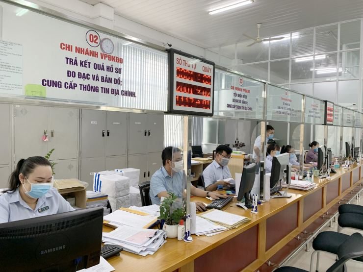 mẫu đơn xin xác nhận quyền sử dụng đất
